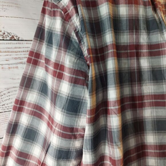 Men's Button Up Long Sleeve Dress Shirt - Picture 6 of 11